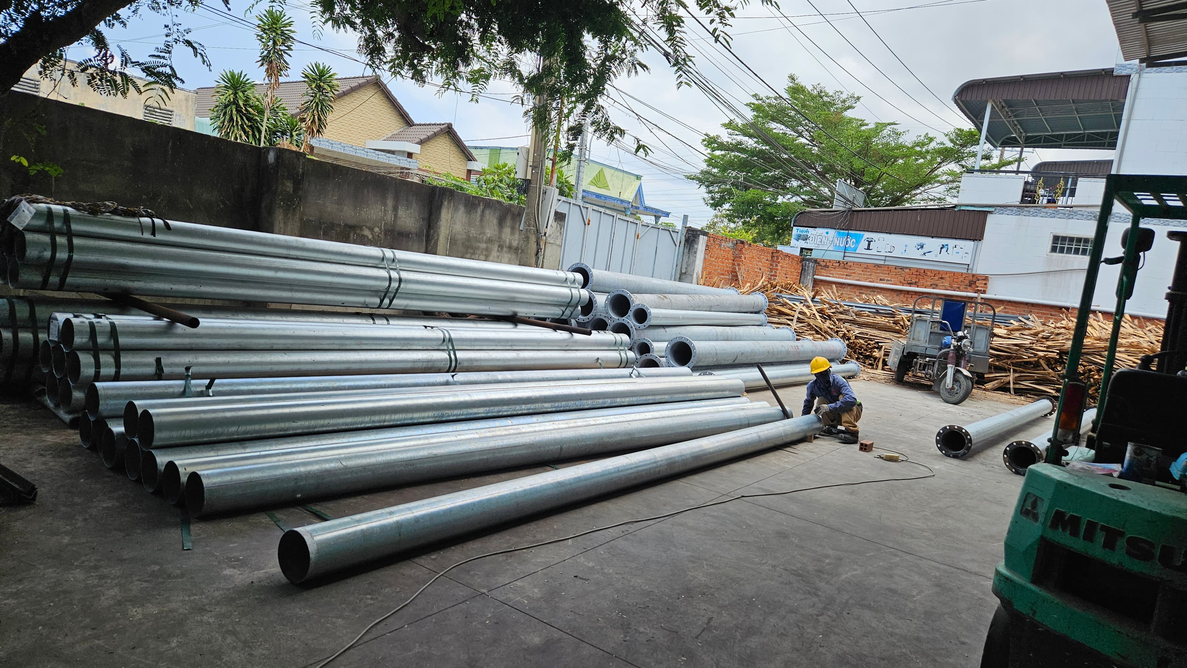 Đường Ống Cấp & Thoát Nước – Dây Chuyền Máy Mài Cạnh Taicera