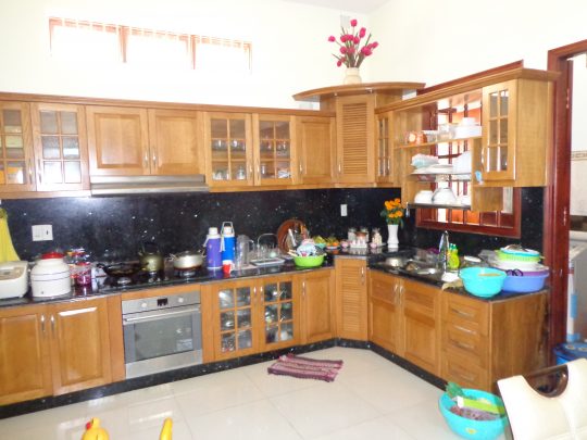 Biệt Thự Gia Đình Anh Sỹ – Hắc Dịch 4