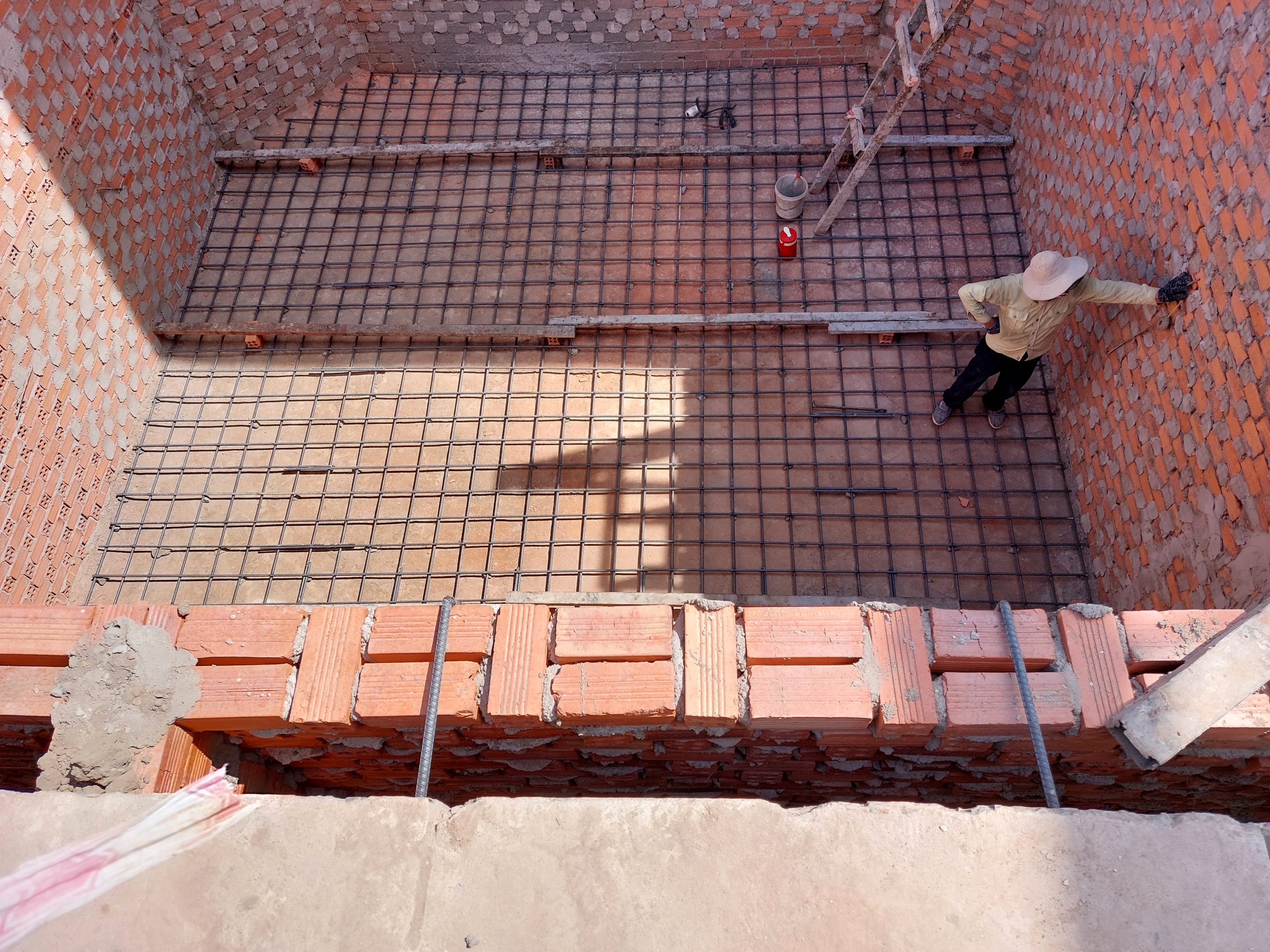 Bể Khuấy Bùn Công Nghiệp 80 Tấn – Taicera 4