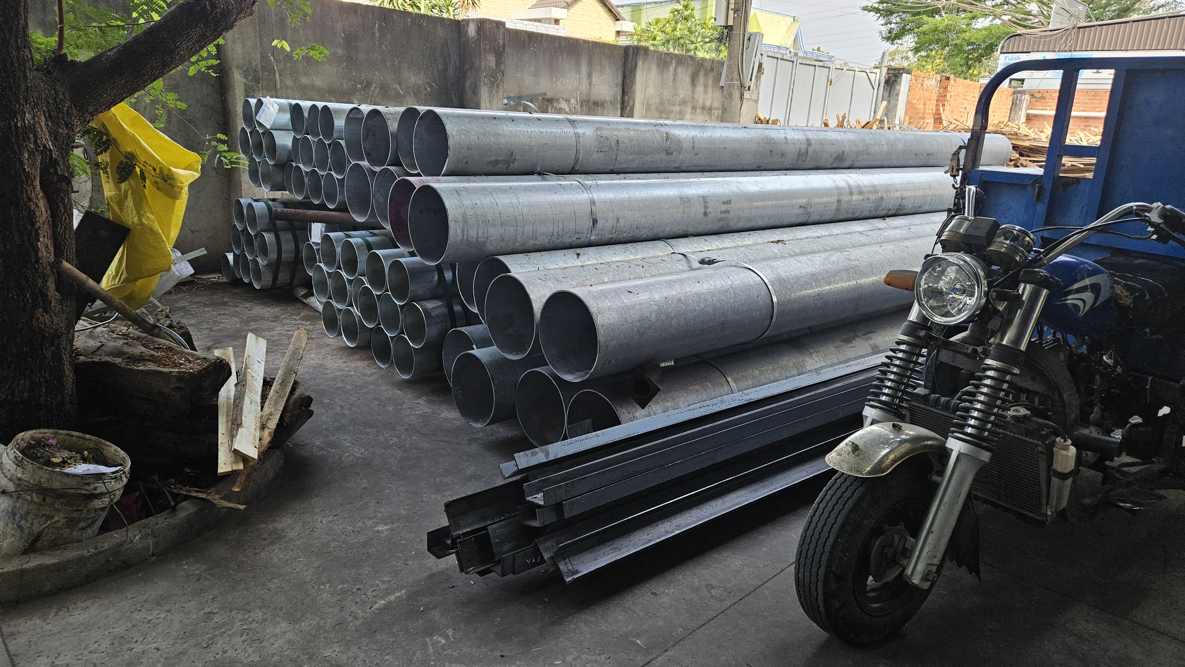 Đường Ống Cấp & Thoát Nước – Dây Chuyền Máy Mài Cạnh Taicera 4