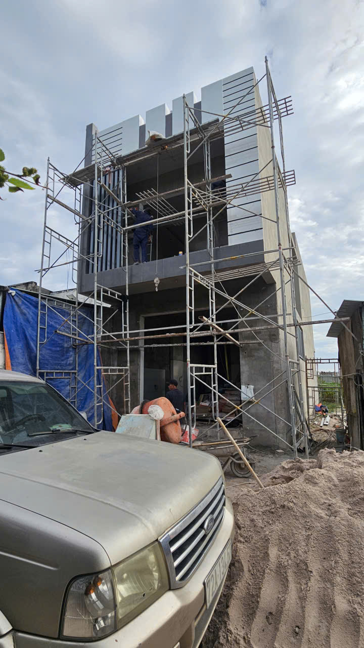 Nhà Phố Gia Đình Chú Hoàng – Mỹ Xuân 10